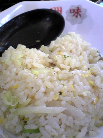 米子市らーめん満州味のラーメン定食画像３
